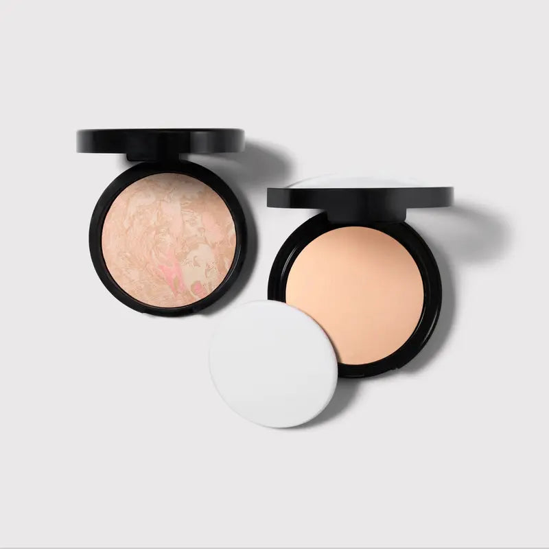 Laura Geller Light and Full Coverage Kit (2 PC) - Matte and Natural Finish Makeup - Powder Foundation Makeup for Mature Skin $76 Value